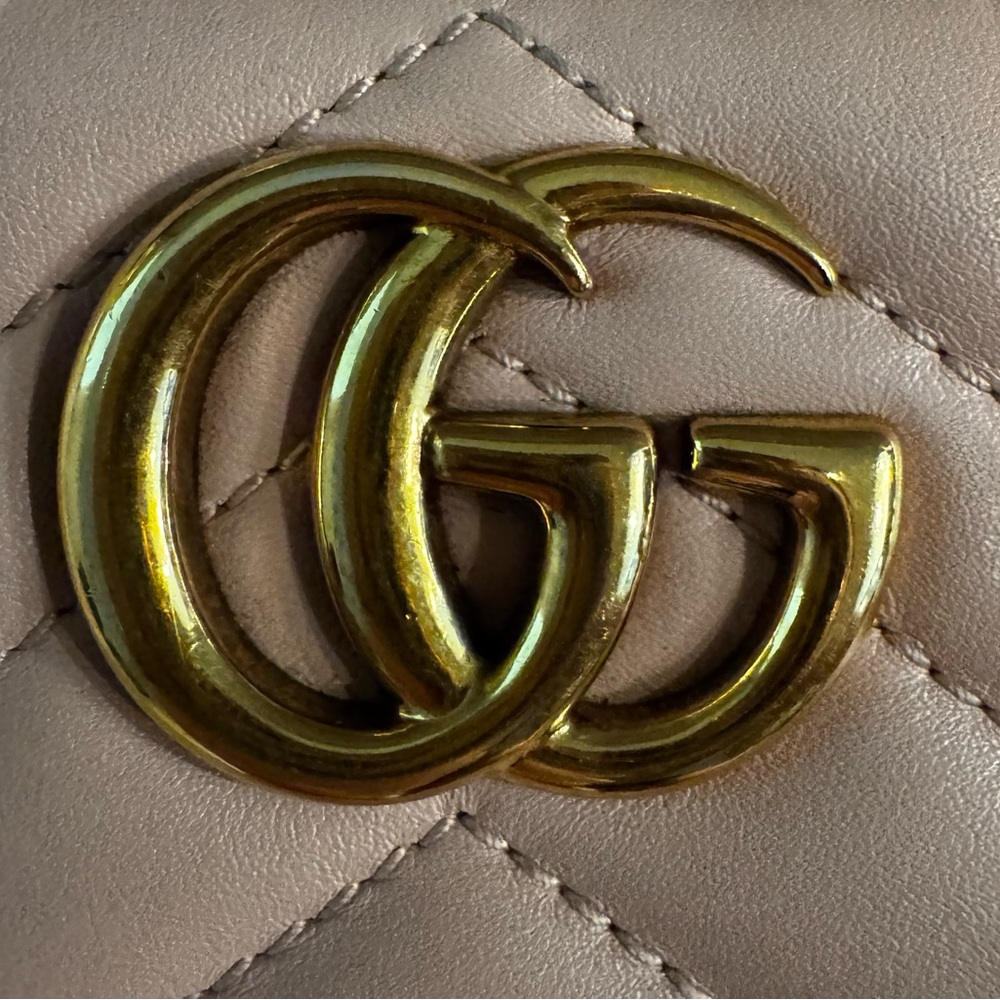 Gucci Pink Marmont Leather Zip Around Wallet - Full Inclusion - Picture 3 of 13